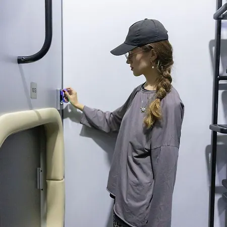 Capsule Constellation 91