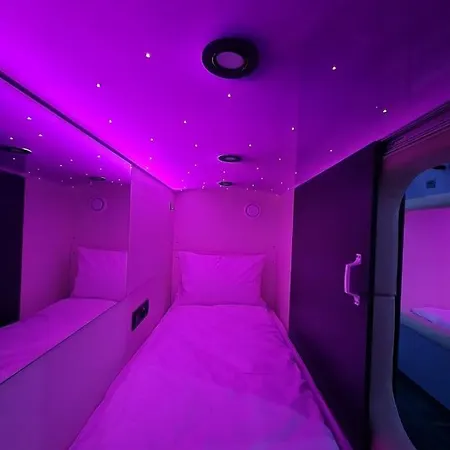 Capsule Constellation 91 Capsule hotel Lviv