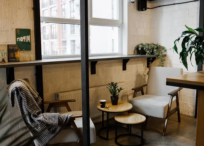 Capsule Constellation 91 Capsulehotel Lviv