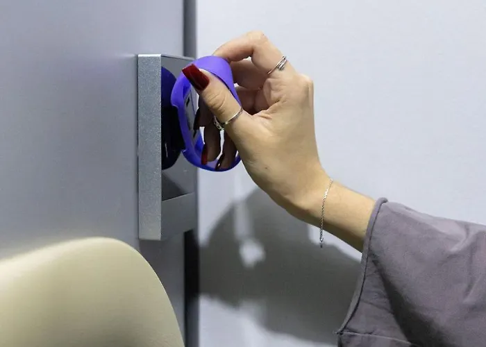 Capsule Constellation 91 Capsule hotel Lviv