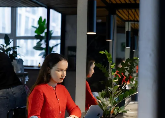 Capsule Constellation 91 Capsule hotel *