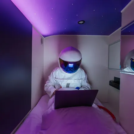 Kapselhotell Capsule Constellation 91